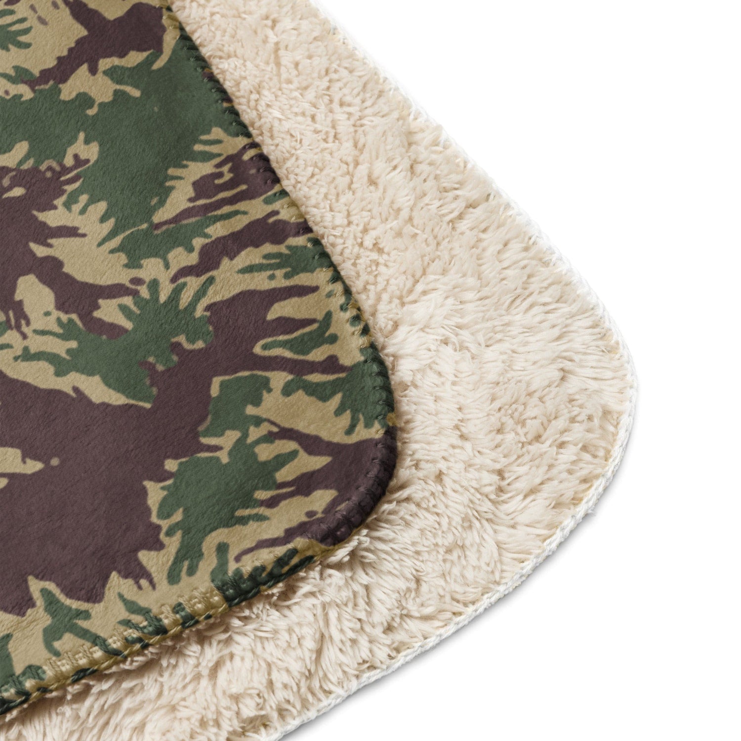 South Vietnamese Starburst CAMO Sherpa blanket - Blankets