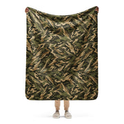 Spearpoint Vanguard Multi-Terrain CAMO Sherpa Blanket - 50″×60″