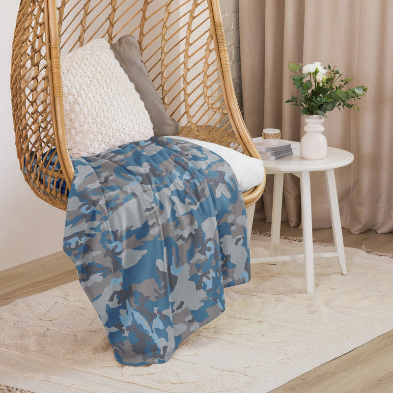 Skywatch CAMO Sherpa Blanket