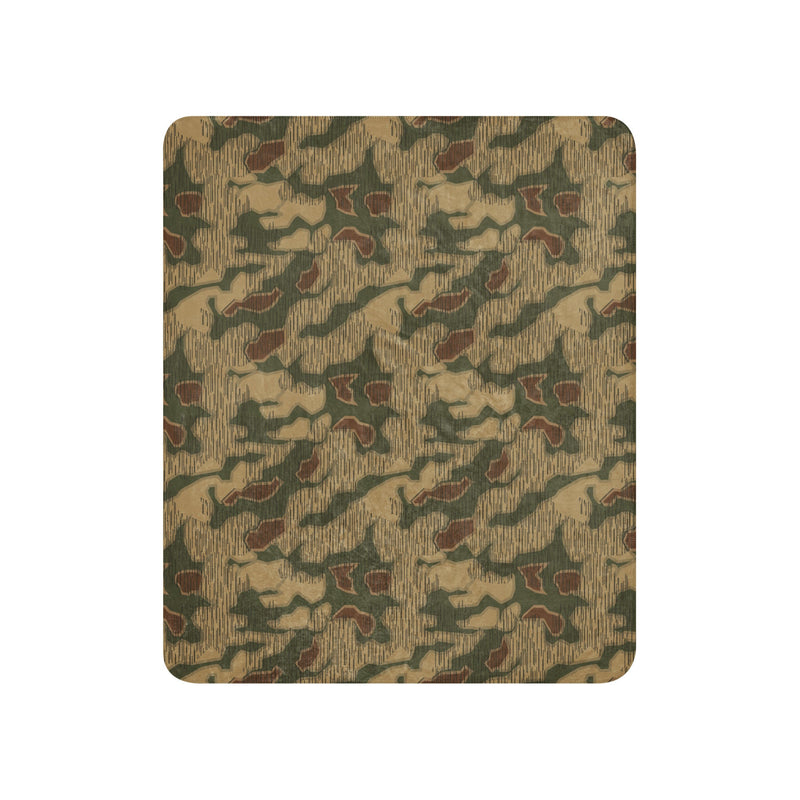 Sumpfmuster Where Eagles Dare CAMO Sherpa Blanket