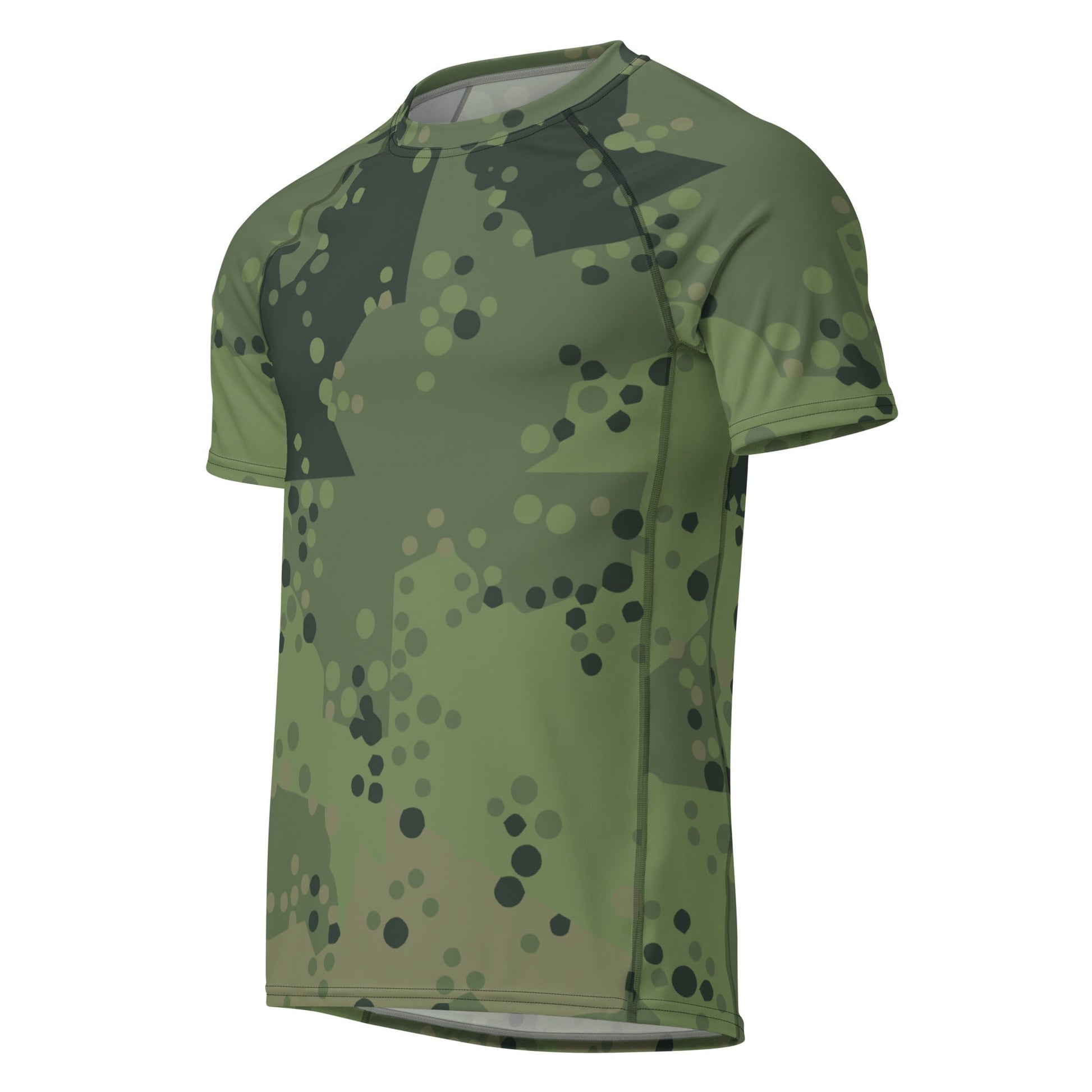 Swedish Barracuda Woodland CAMO short-leeve mens rash guard