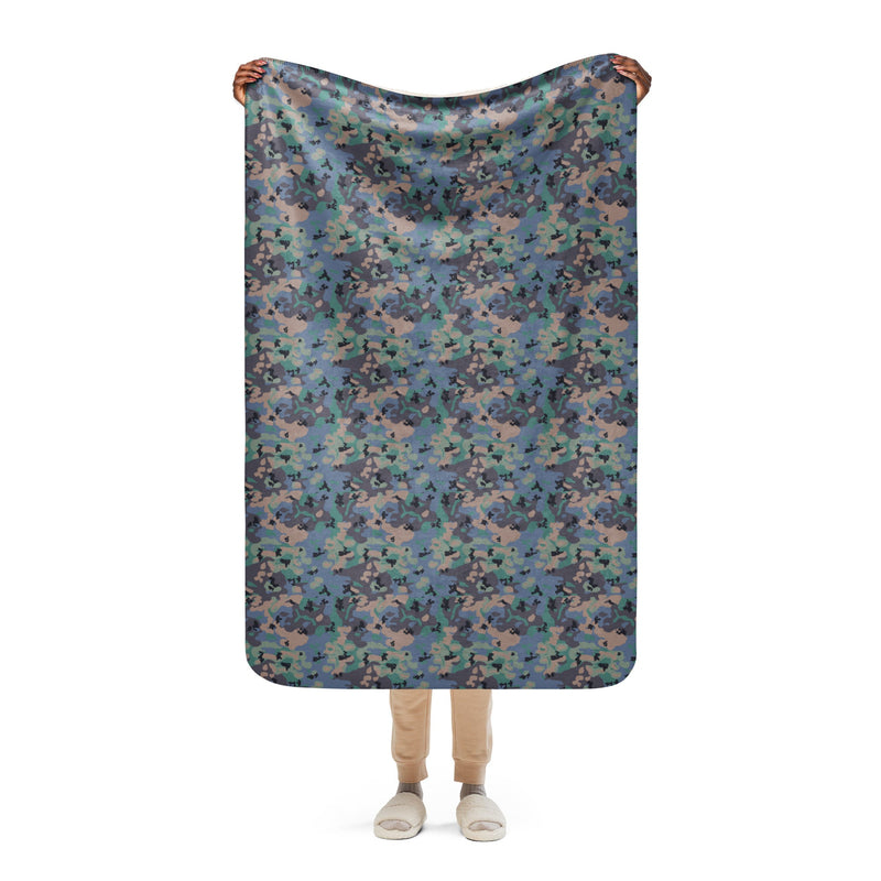Flecktarn Experimental Swedish CAMO Sherpa Blanket - 37″×57″