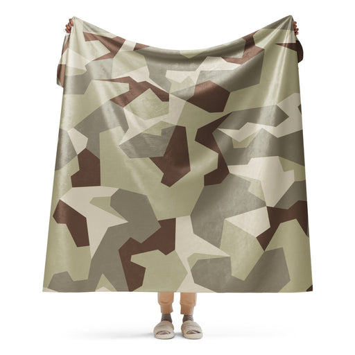 M90 Swedish Desert CAMO Sherpa Blanket - 60″×80″