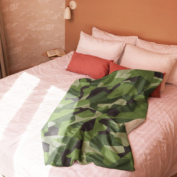 Swedish M90 CAMO Sherpa blanket - Blankets