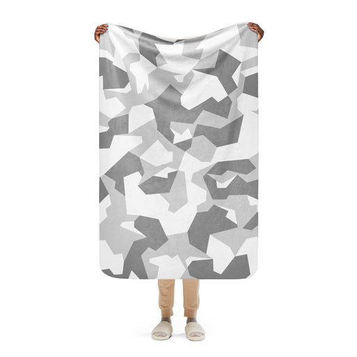 M90 Swedish Snow CAMO Sherpa Blanket - 37″×57″