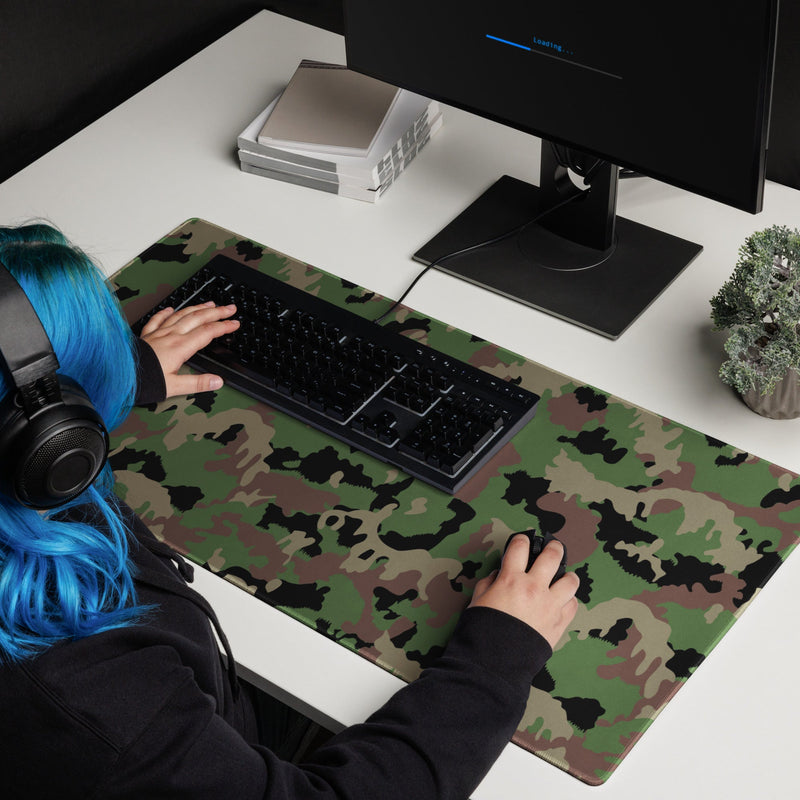 TAZ 90 Swiss Woodland CAMO Universal Large Desk Pad