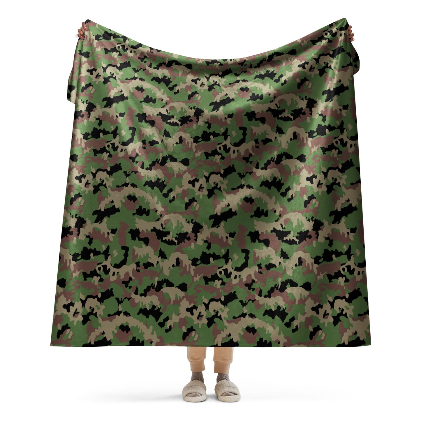 Swiss TAZ 90 CAMO Sherpa Blanket - 60″×80″