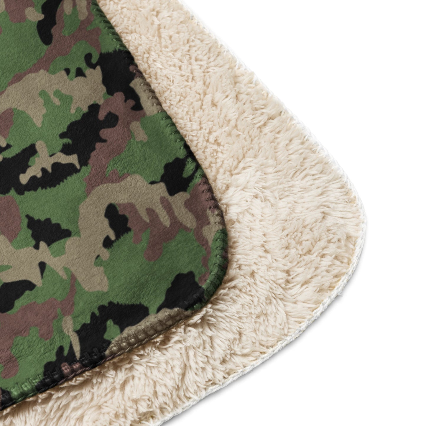 Swiss TAZ 90 CAMO Sherpa Blanket