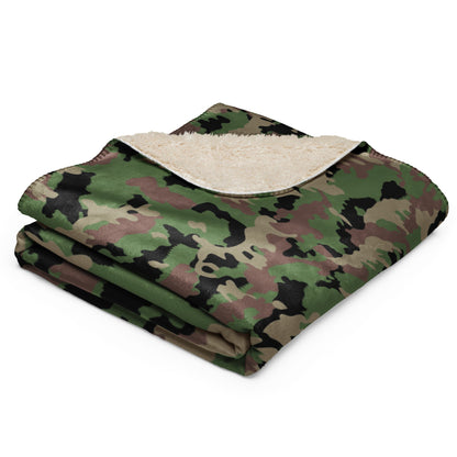 Swiss TAZ 90 CAMO Sherpa Blanket