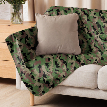 Swiss TAZ 90 CAMO Sherpa Blanket
