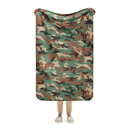 Syrian ERDL Leaf Woodland CAMO Sherpa blanket - 37″×57″ - Blankets