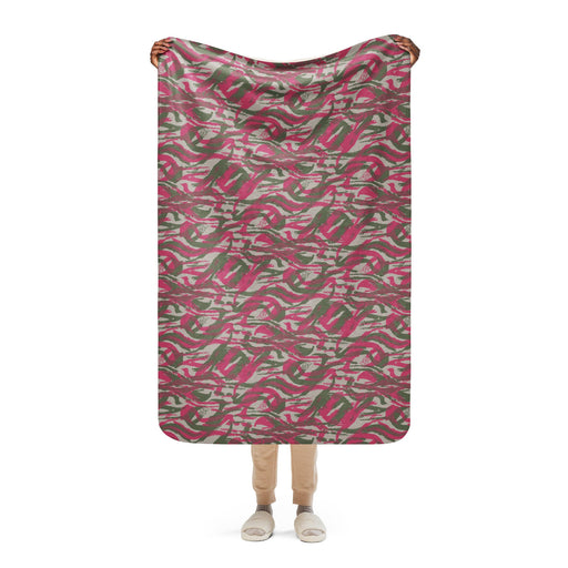 Lizard Red Syrian CAMO Sherpa Blanket - 37″×57″