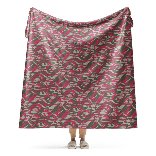 Syrian Lizard Red CAMO Sherpa blanket - 60″×80″ - Blankets