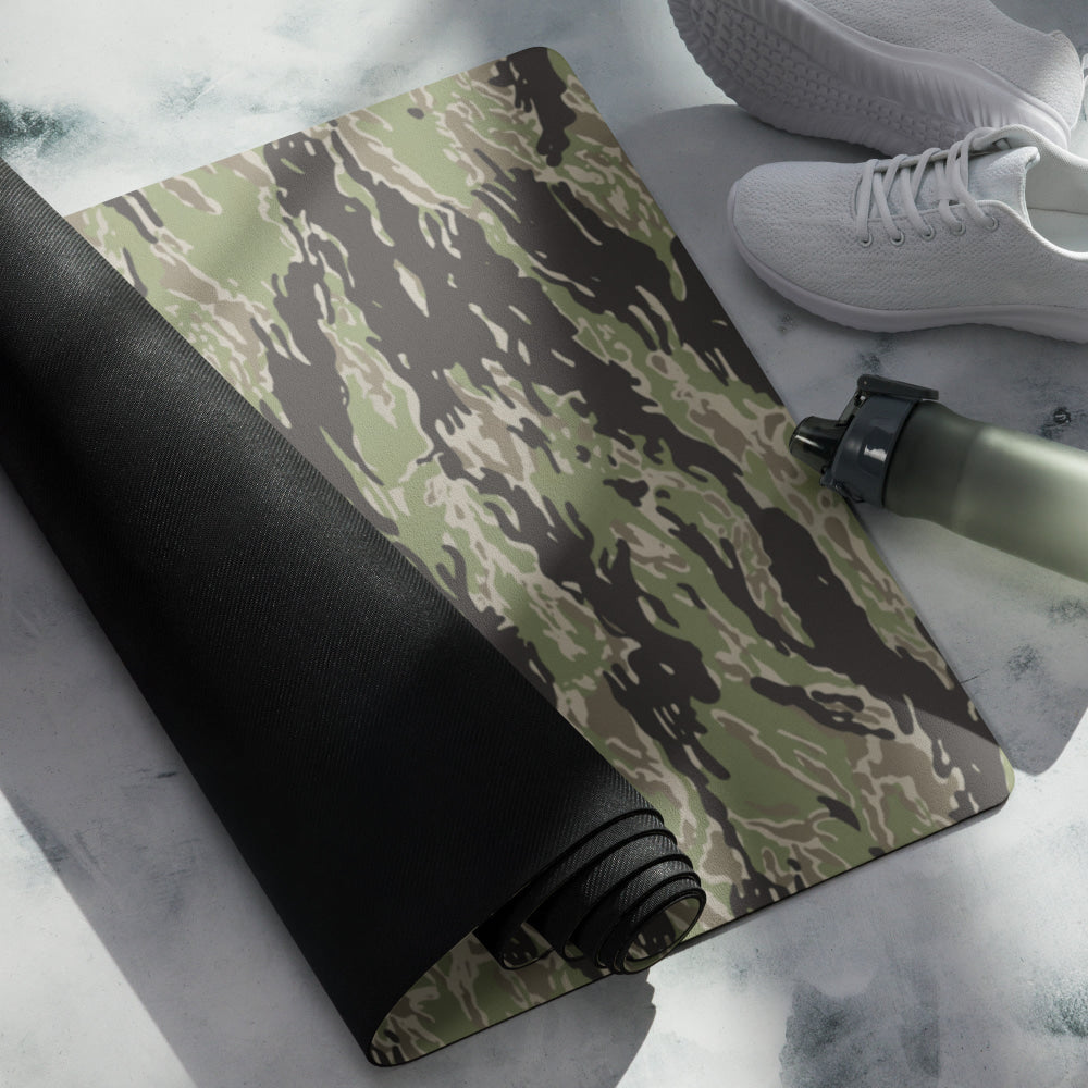 Taiwan Marine Corps Tiger Stripe CAMO Yoga mat - Mat