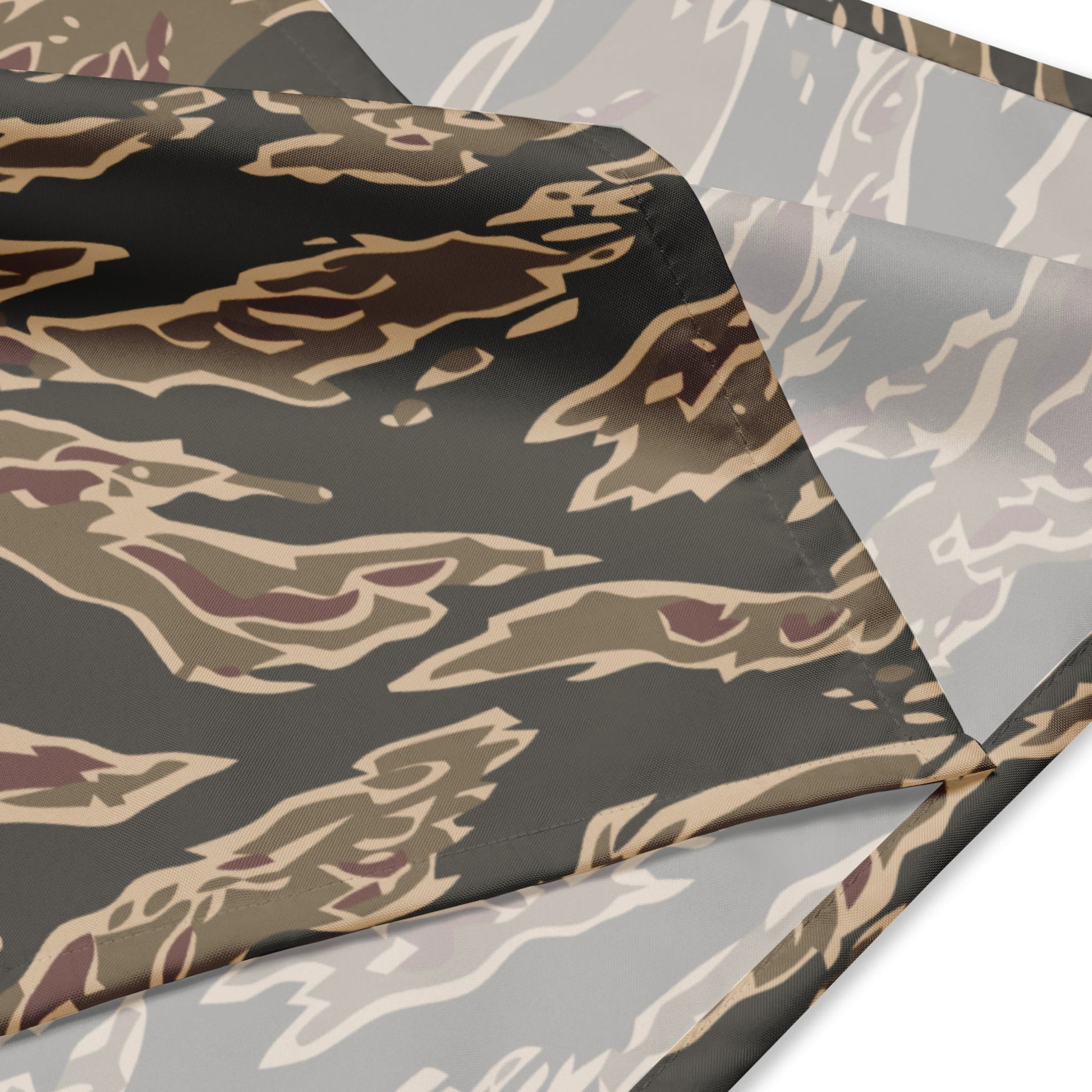 Taiwanese Special Forces Red Tiger Stripe CAMO bandana - Bandana