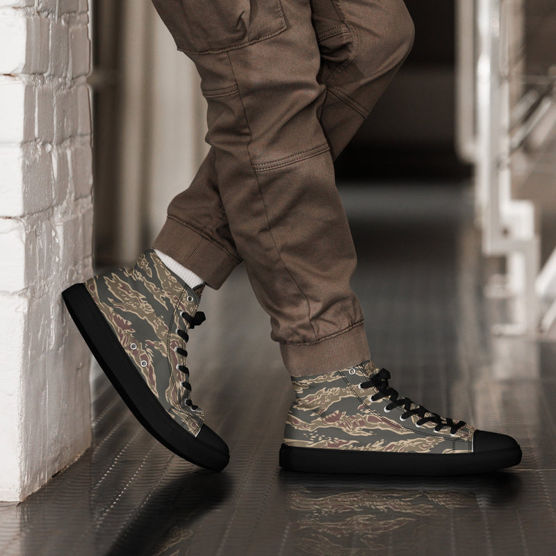 Tiger Stripe Ironwood Red CAMO Mens High-Top Canvas Shoes - Black / 5