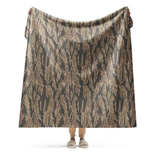Tiger Stripe Ironwood Red CAMO Sherpa Blanket - 60″×80″