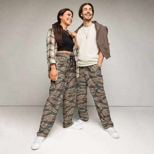 Tiger Stripe Ironwood Red CAMO Unisex Wide-Leg Joggers - 2XS