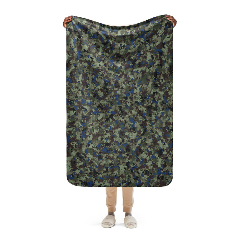 Future Front CAMO Sherpa Blanket - 37″×57″