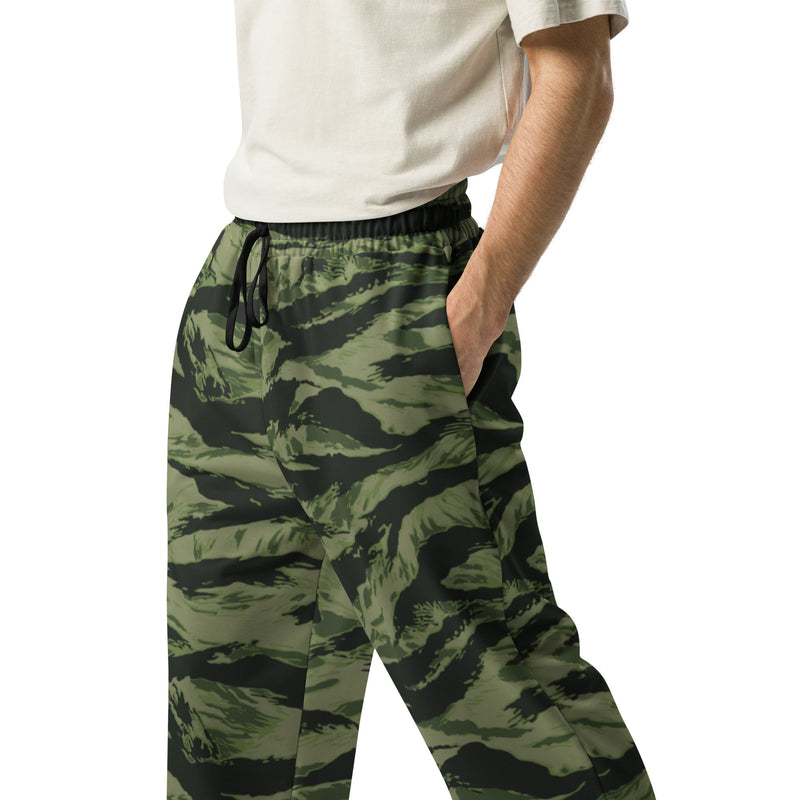 Tiger Stripe Boreal Shadow CAMO Unisex Wide-Leg Joggers