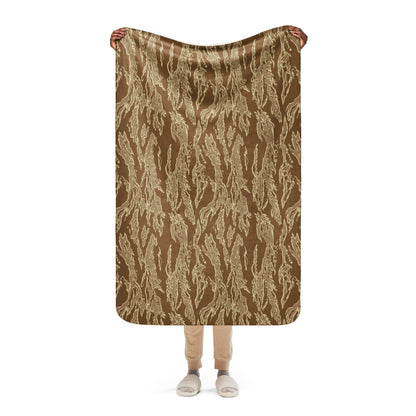 American Tiger Stripe Desert CAMO Sherpa blanket - 37″×57″ - Blankets