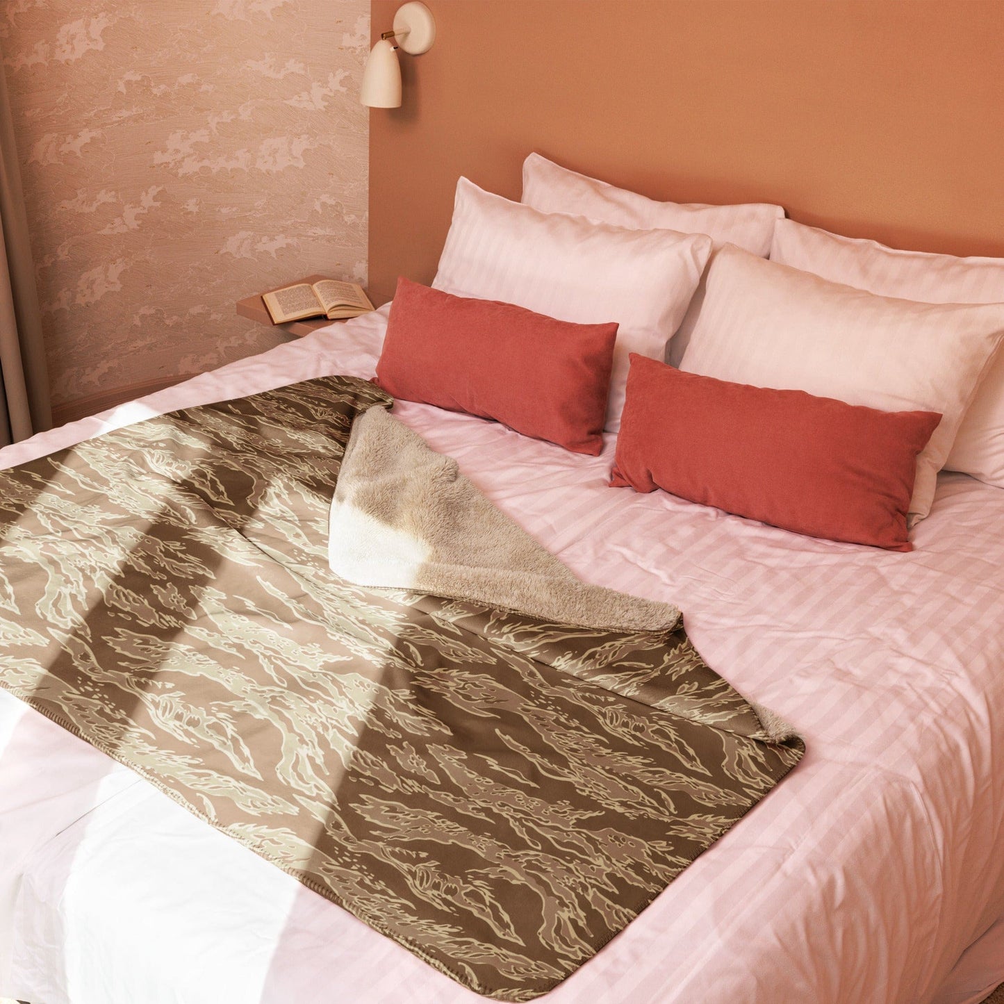 American Tiger Stripe Desert CAMO Sherpa blanket - Blankets