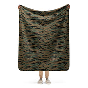 Tiger Stripe Marine Experimental Woodland CAMO Sherpa Blanket - 50″×60″