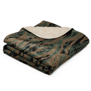 Tiger Stripe Marine Experimental Woodland CAMO Sherpa Blanket