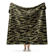 Tiger Stripe Special Forces Advisor Sparse CAMO Sherpa Blanket - 60″×80″