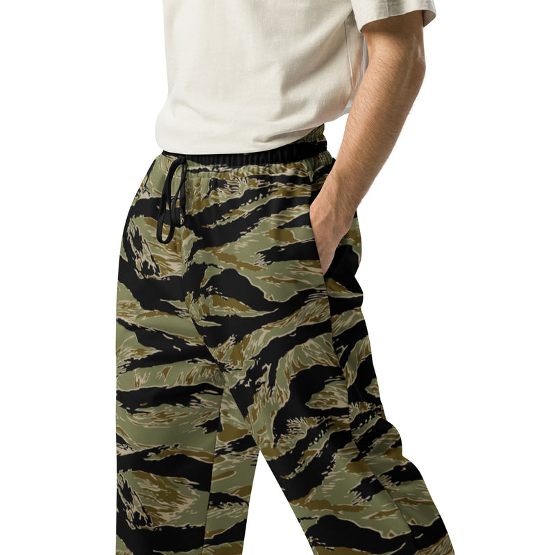 Tiger Stripe Special Forces Advisor Sparse CAMO Unisex Wide-Leg Joggers