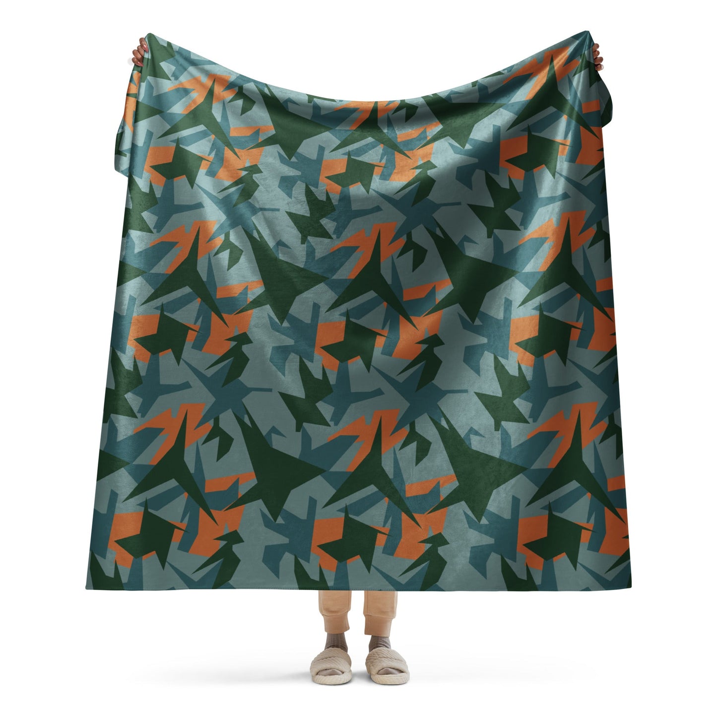 Titanfall Splinter Contrast CAMO Sherpa Blanket - 60″×80″