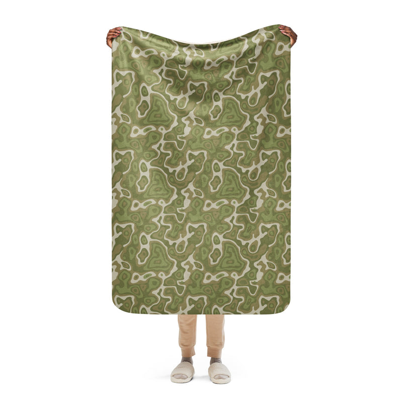 Topo Sage Ridge CAMO Sherpa Blanket - 37″×57″