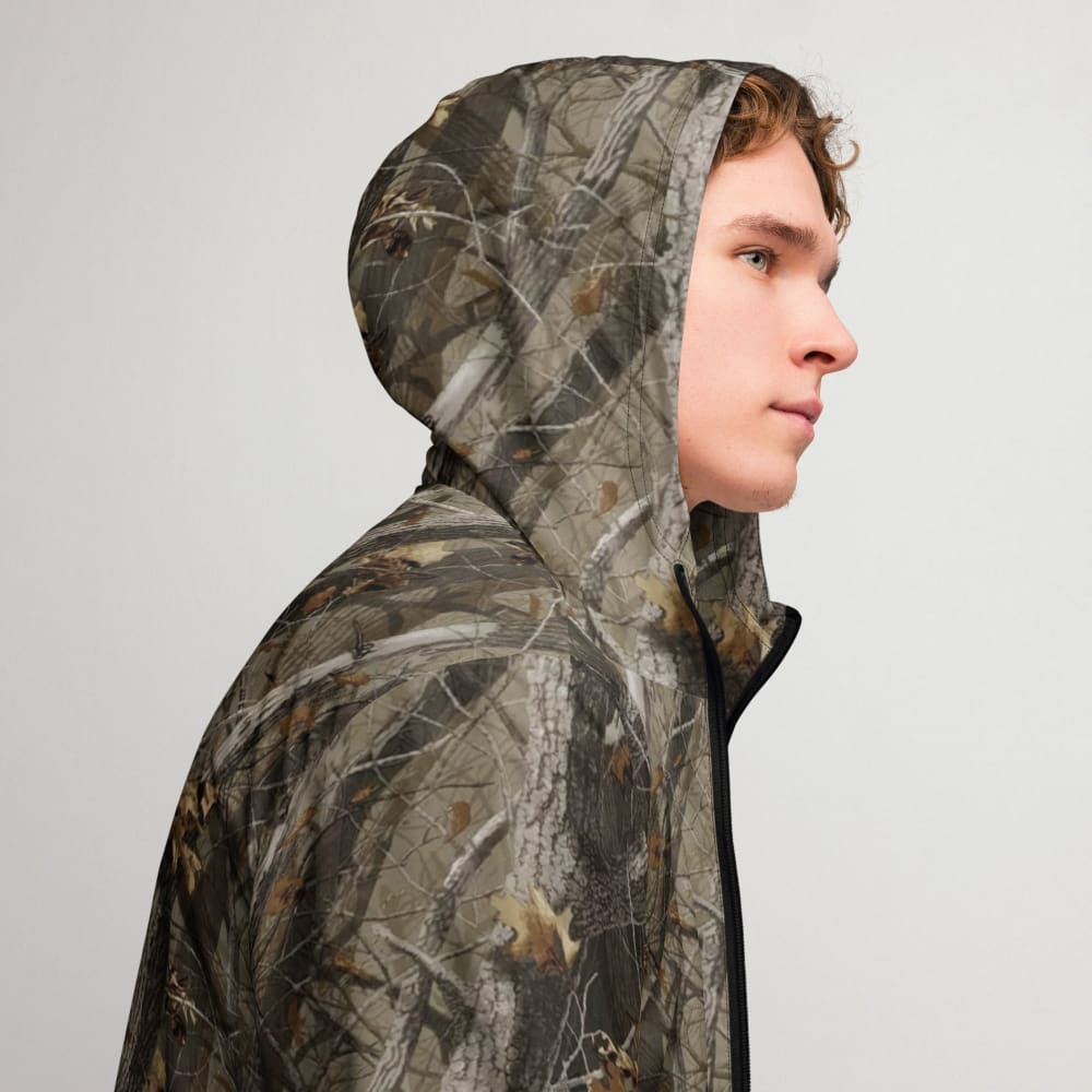 Tree Branch Hunter Fall CAMO Men’s windbreaker