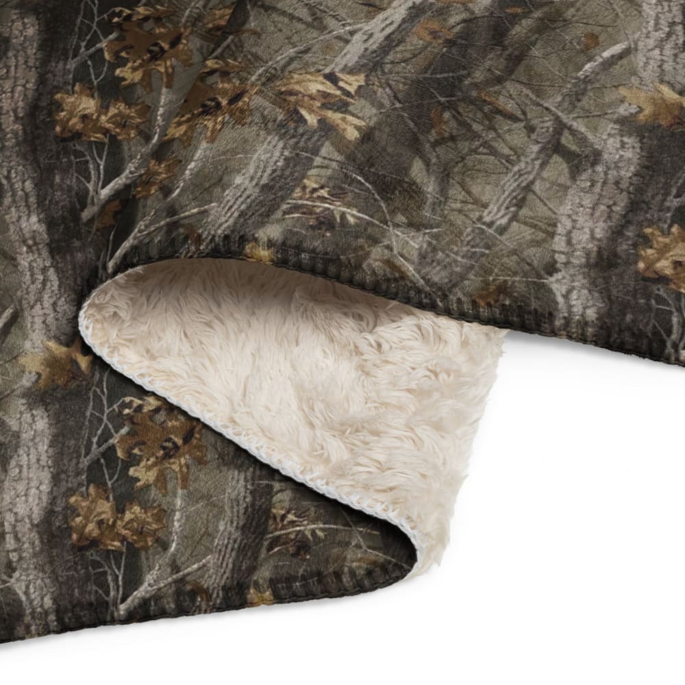 Tree Branch Hunter Fall CAMO Sherpa blanket - Sherpa Blanket