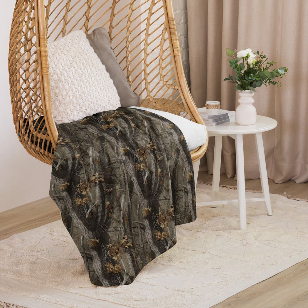 Tree Branch Hunter Fall CAMO Sherpa blanket - Sherpa Blanket