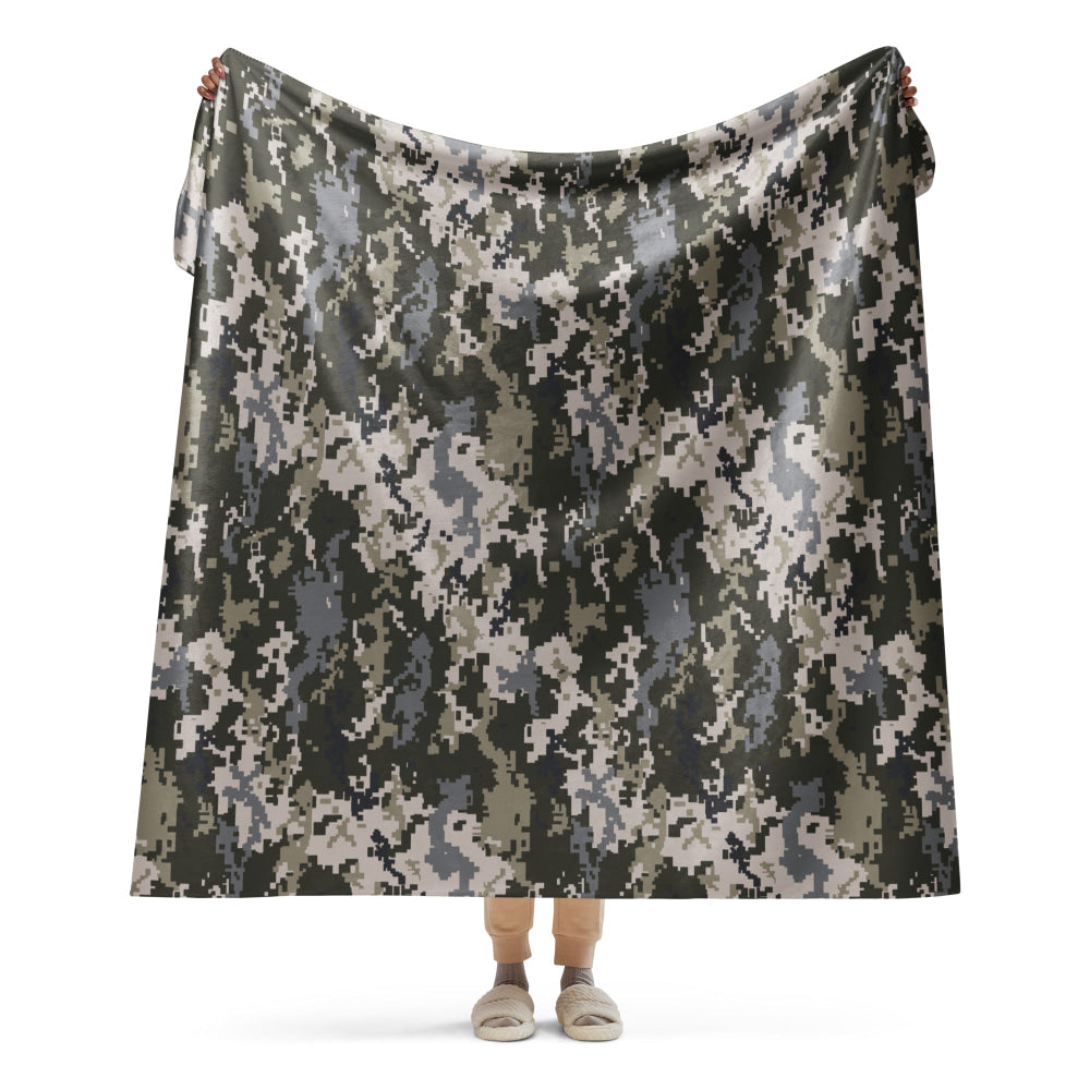 Ukrainian MM14 CAMO Sherpa blanket - 60″×80″ - Blanket