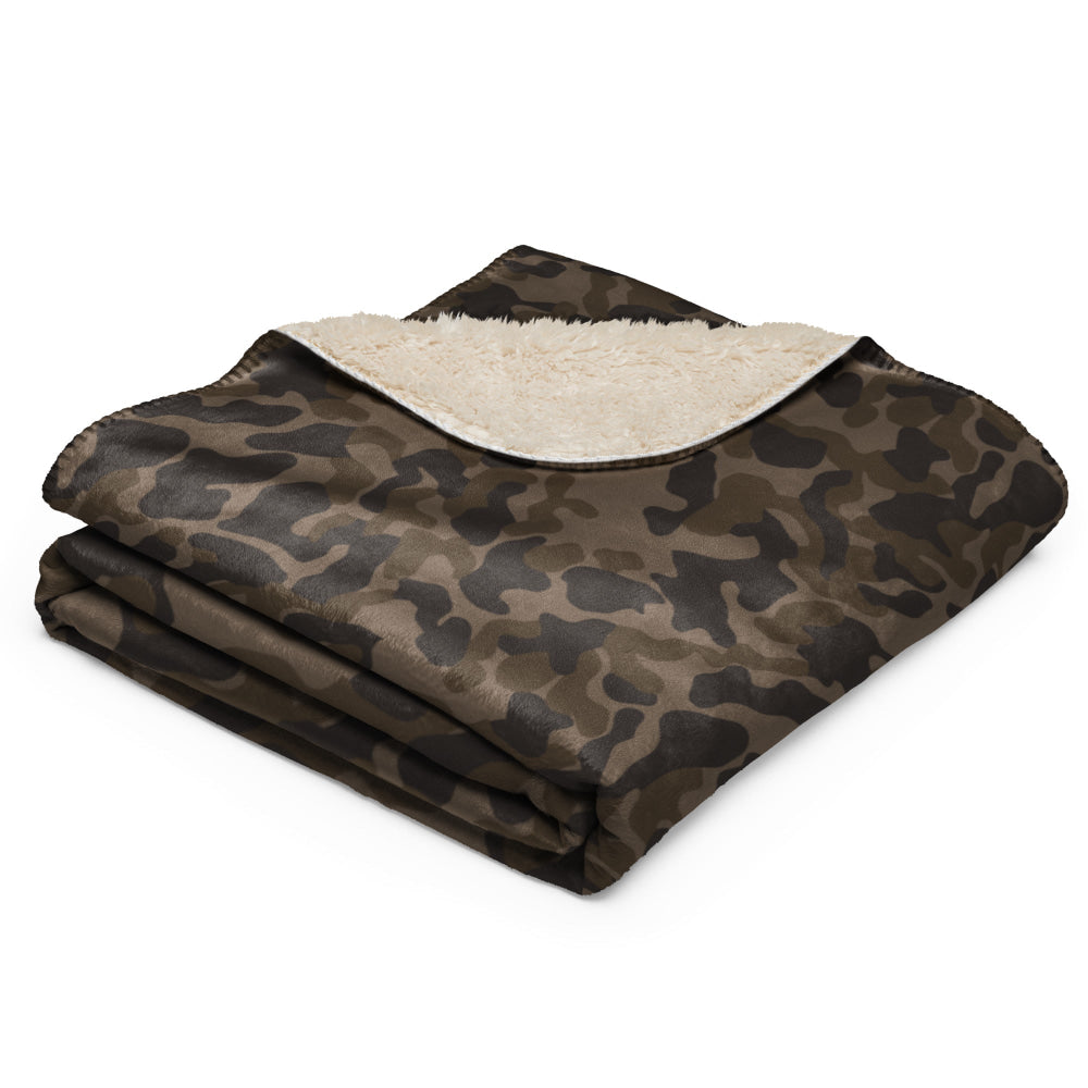 Ukrainian TTsKO Bytan Mountain CAMO Sherpa blanket