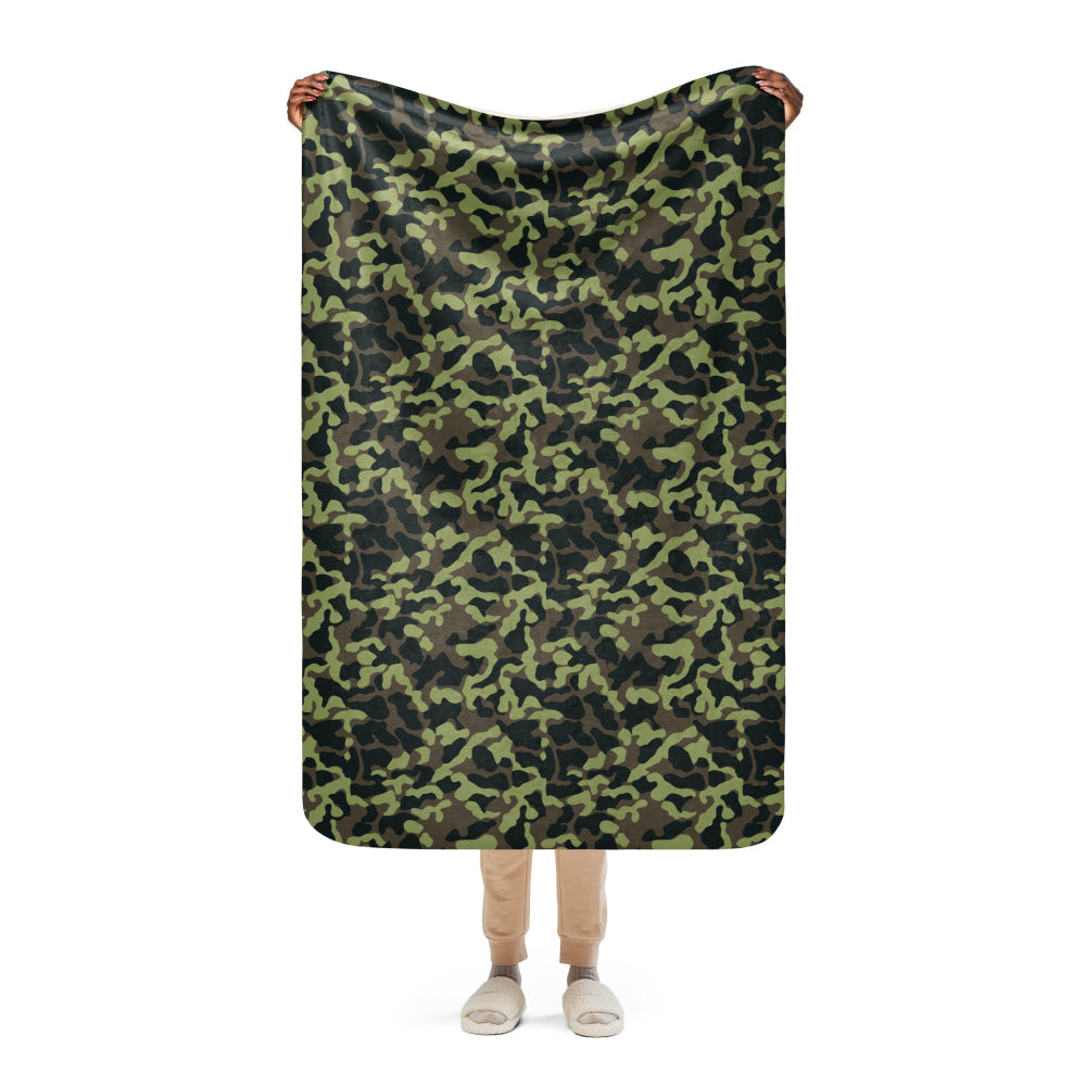 Ukrainian TTsKO Bytan Woodland CAMO Sherpa blanket - 37″×57″ - Blanket