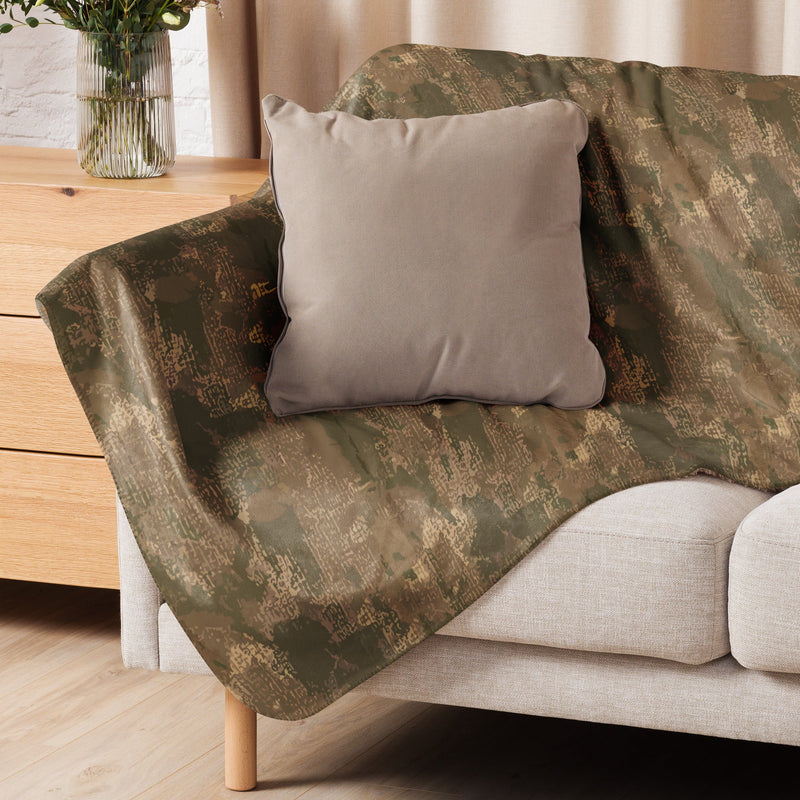 Varan Multi-Terrain Ukrainian CAMO Sherpa Blanket