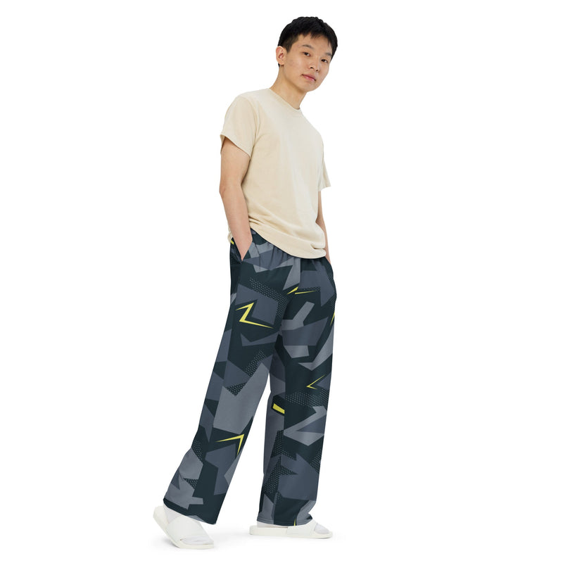 Urban Voltage CAMO Unisex Wide-Leg Leisure Pants