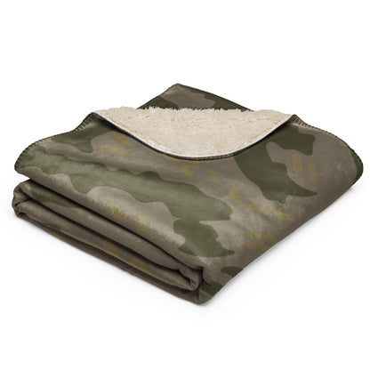 Warhammer 40k Imperial Guard Moebian 6th Regiment CAMO Sherpa blanket - Blankets