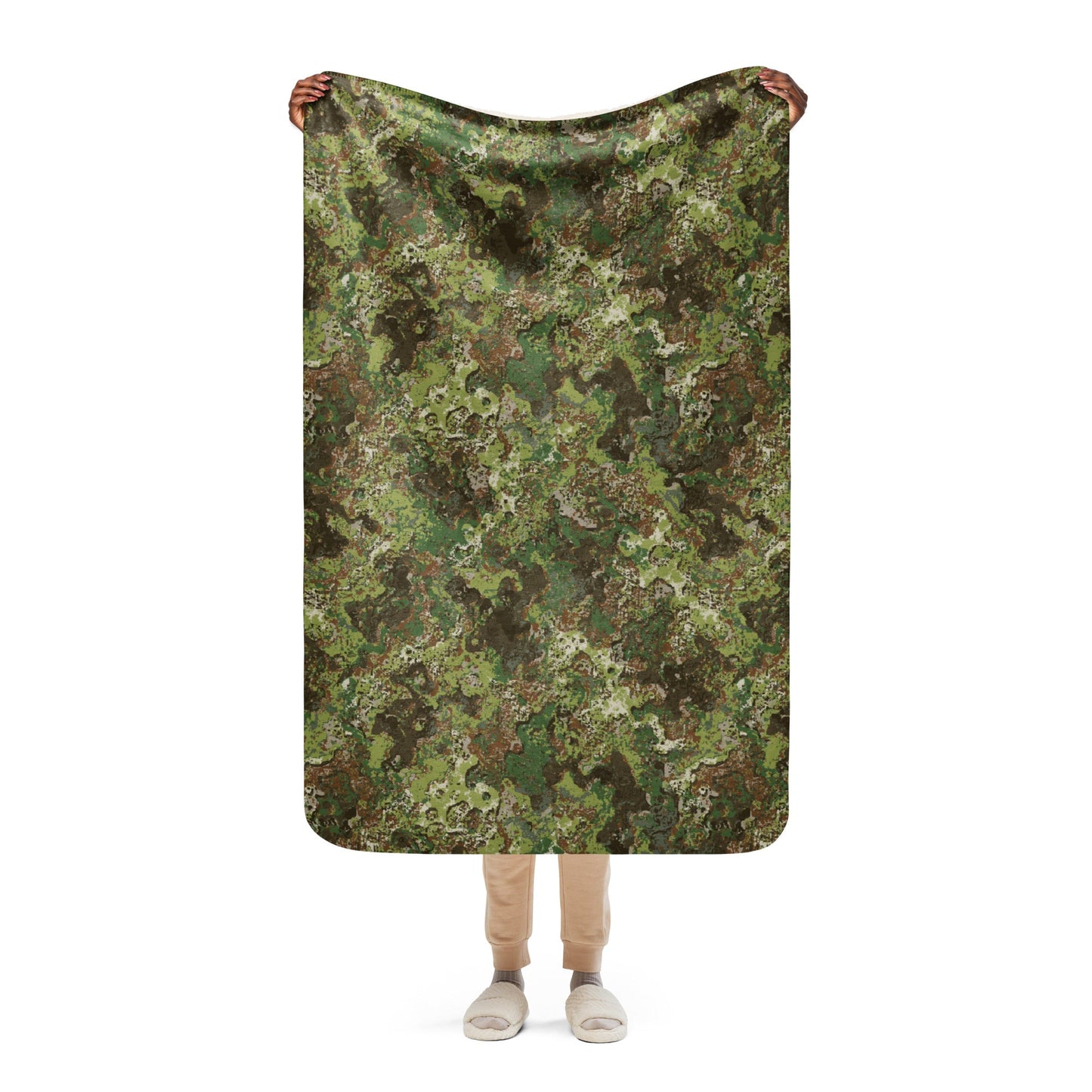 Wasp CAMO Sherpa blanket - 37″×57″ - Blankets