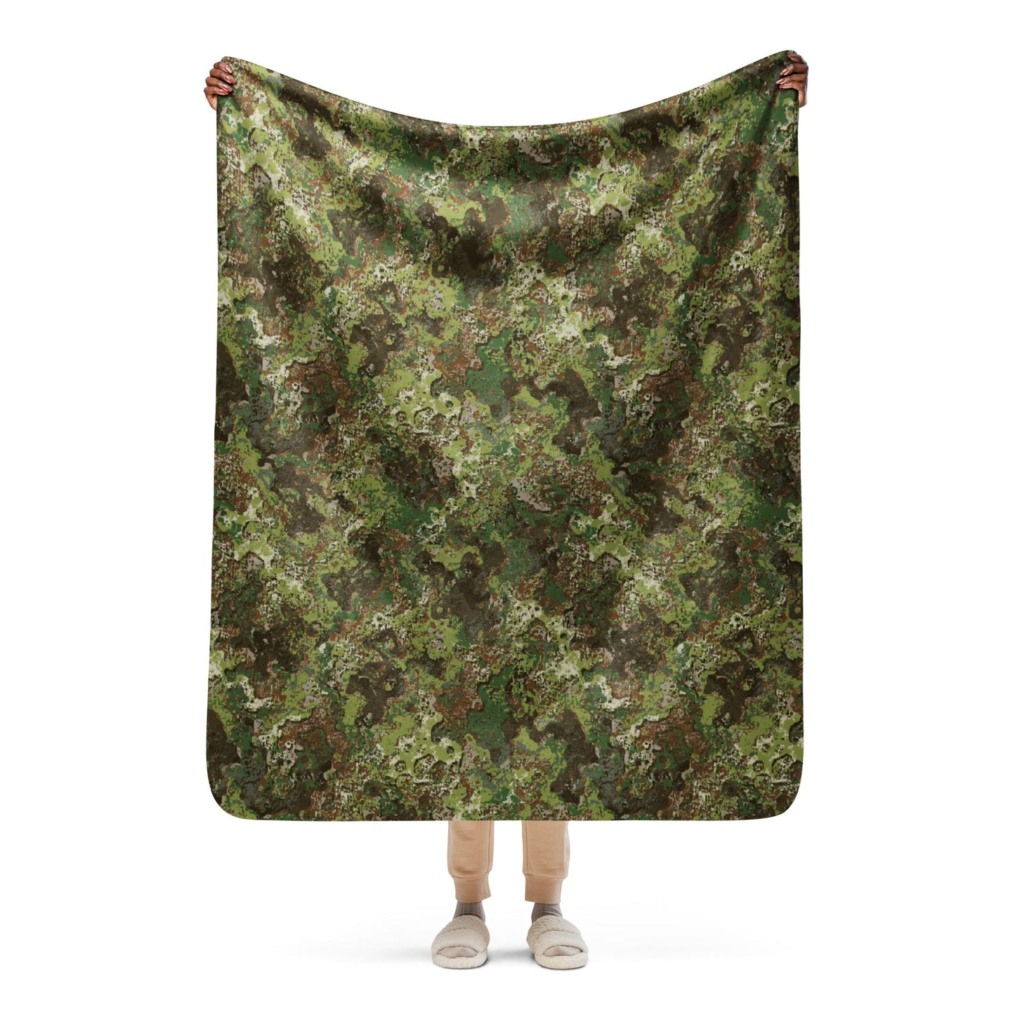 Wasp CAMO Sherpa blanket - 50″×60″ - Blankets
