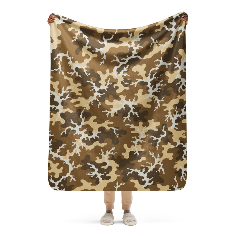Xeno Sci-Fi Frontier Alien Marine CAMO Sherpa Blanket - 50″×60″