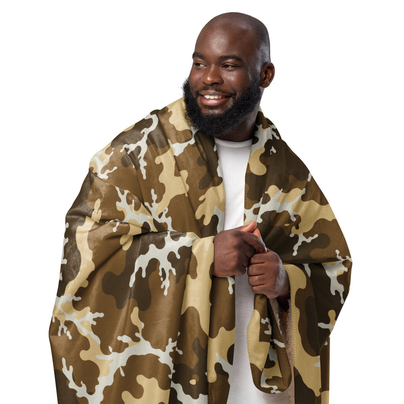 Xeno Sci-Fi Frontier Alien Marine CAMO Sherpa Blanket